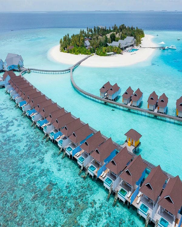 B.VIS Travel